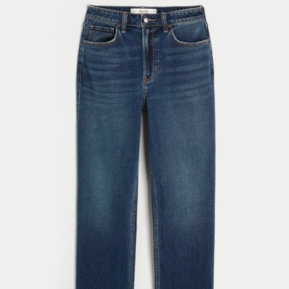 Hollister Ultra High Rise 90s Straight Jeans Size 6S